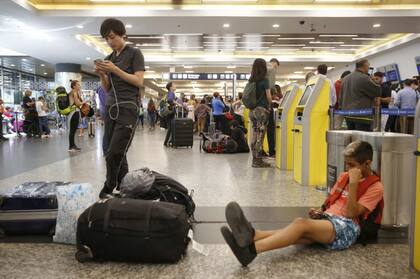 Pasajeros varados en Aeroparque