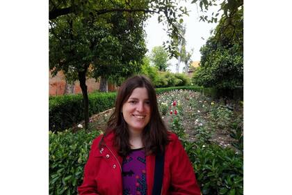 Paseando por Sevilla. "Acá tenés cinco semanas de vacaciones por ley"