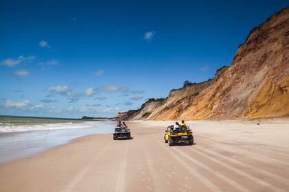 Paseo en buggie por las playas del Litoral Sur de Paraíba.