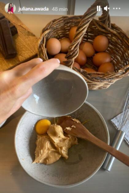 Paso a paso, Juliana Awada mostró su receta de cookies