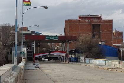 El Puente Internacional Horacio Guzmán se encuentra bloqueado