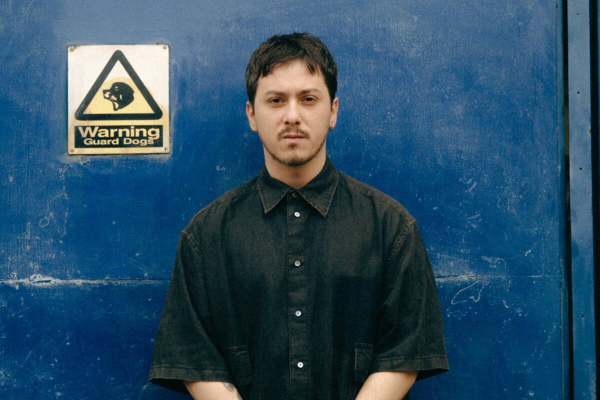 Do estúdio de David Bowie para o mundo. o argentino por trás da música no final de Emily em Paris Do estúdio de David Bowie para o mundo. o argentino por trás da música no final de Emily em Paris