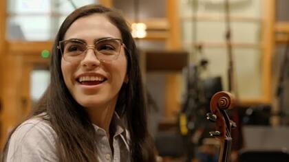 Pathrycia Mendonça forma parte de la Orquesta Simón Bolívar de Venezuela, la cual abrirá los conciertos que la banda británica Coldplay ofrecerá en el estadio de Wembley