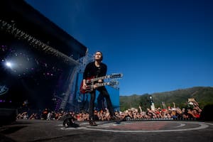 Cosquín rock 2026: a qué hora toca Airbag y cómo verlo en vivo