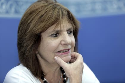 Patricia Bullrich podría sumarse a una lista opositora a Moyano en el Rojo