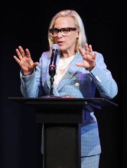 Patricia Arquette también formó parte del conversatorio sobre igualdad de género. Recientemente, recordó su experiencia al filmar Carretera perdida, en 1997, y dijo haber tenido que lidiar comentarios groseros por parte del equipo técnico de la película