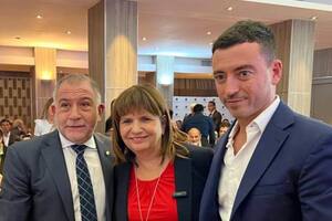 Patricia Bullrich con Juez y De Loredo en un almuerzo de la Bolsa de Comercio de Córdoba