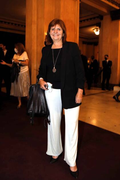 Patricia Bullrich en la apertura de la temporada del Teatro Colón con La Bohème