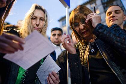 Patricia Bullrich firmó su afiliación a La Libertad Avanza.