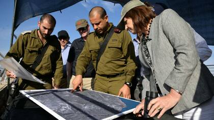 Patricia Bullrich recorrió la frontera israelí y visitó las unidades del Ejército