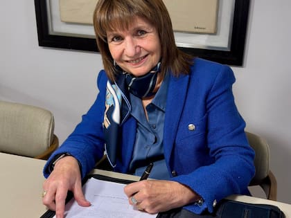 Patricia Bullrich será candidata a senadora de LLA por CABA