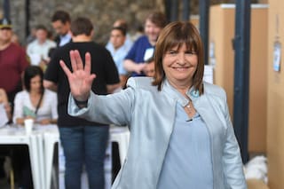 Bullrich se reunió con Aníbal Fernández y habló sobre su relación con Macri