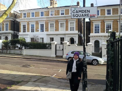 Patricia continuó sin poder explicar su amor por Londres. Tal vez fuera el arte sucediendo de maneras inesperadas en cualquier esquina...