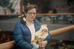 "A mis 14 años, mi madre firmó mi matrimonio y entregó mi vida a un hombre"