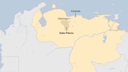 Patricia Poleo, del diario El Nuevo País, obtuvo y publicó reportes de que Montesinos se hallaba en la hacienda “Hato Piñero” en Cojedes