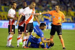 Patricio Loustau dirigirá el Boca-River; por qué genera malos recuerdos en ambos lados