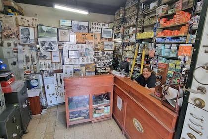 Patricio Martínez, en el local