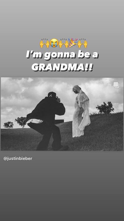 Pattie Mallette utilizó las redes sociales para compartir su alegría de que va a ser abuela