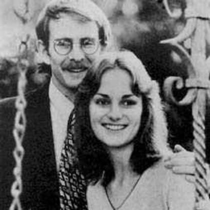 Patty y su novio Steven Weed planeaban casarse en el año 1974, algo que jamás sucedió a causa de los acontecimientos que se sucedieron