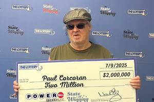 Paul Corcoran reclamó su premio luego de darse cuenta de que era el ganador de US$2 millones