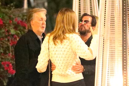 Paul McCartney y Ringo Starr se encontraron en abril en Los Ángeles para cenar junto a sus esposas