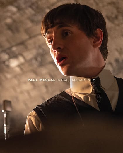Paul Mescal como Paul McCartney