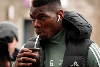 Paul Pogba, centrocampista en el Manchester United, otro amante del mate