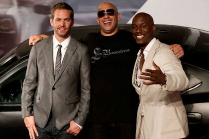 Paul Walker junto a Vin Diesel y Tyrese, sus compañeros de la saga de Rápido y furioso, quienes lo recordaron en las redes sociaes