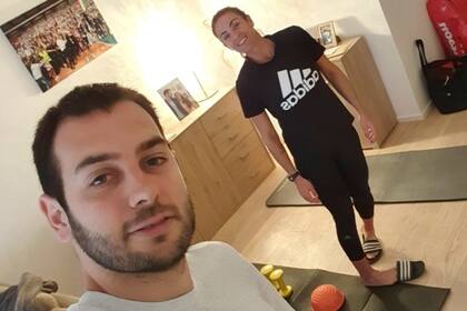 De Cecco y Ormaechea, en Perugia, en un alto de un entrenamiento casero.