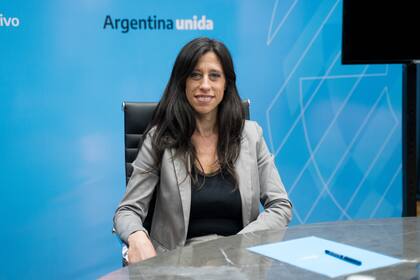 Frente a las críticas por las subas de precios, Español siempre se defendió con el argumento de que la tarea de controlar a la inflación no se puede llevar adelante desde una Secretaría de Comercio sino que implica un trabajo más coordinado que depende del Ministerio de Economía.