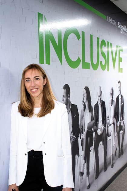 Paula Altavilla (Schneider Electric) "El liderazgo femenino tiene que ser visto como más cercano y empático"