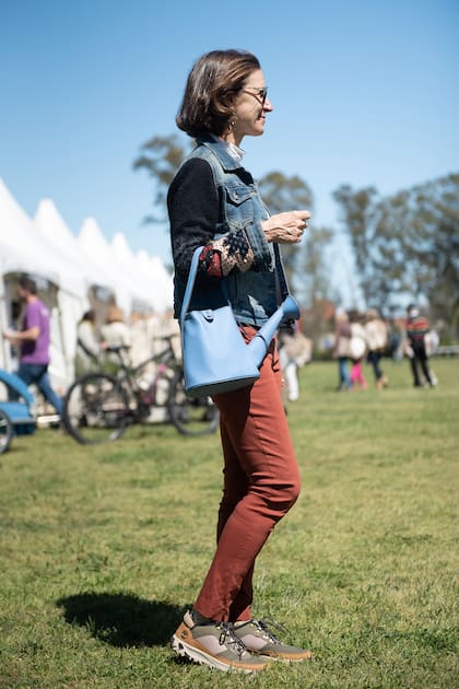 Paula Gronda vino desde Beccar a comprar acuáticas y semillas.