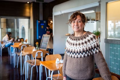 Paula Roldán está al frente de una propuesta gastronómica que se caracteriza por la frescura de la carta y las opciones de pastelería.