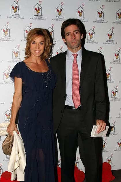 Paula Trapani junto al financista Sebastián Loketek