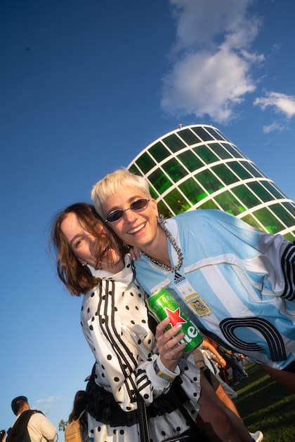 Pauli Echeverría y Papryka, parte del squad de Heineken