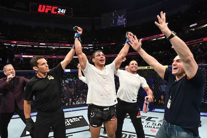 Paulo Costa anunció que donará su cerebro para estudiar el daño cerebral de los golpes