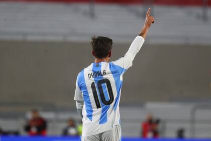 Paulo Dybala con la N° 10 de la selección argentina; la 'Joya' tampoco está entre los convocados