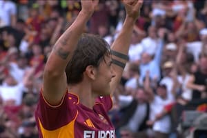 El gran día de Dybala: asistencia en el clásico romano, ovación de los hinchas y destino incierto