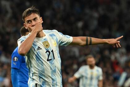 Paulo Dybala, futbolista de la selección, jugará en la Roma.