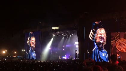 Paulo Londra estuvo con Steve Aoki en el Lollapalooza de Buenos Aires en 2019