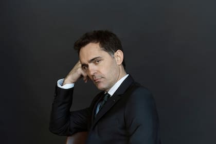 "Pinto compulsivamente a medida que escribo. La pintura me dio la clave para buscar mucho de lo que espiritualmente me interesaba. Me puse cada vez más expresionista, más abstracto", dice el actor Pedro Alonso