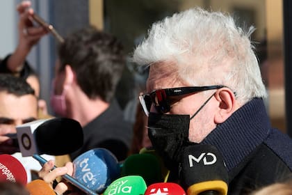 Pedro Almodóvar, en diálogo con la prensa