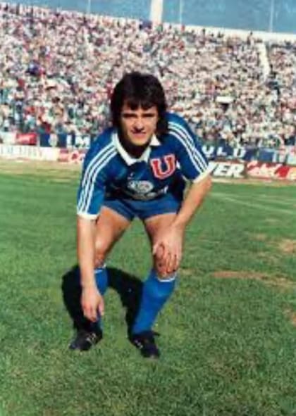 Pedro Massacessi jugó en Universidad de Chile, en su primera experiencia en el exterior