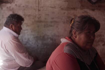 Pedro Rey y Amanda Solano, los líderes de la comunidad wichi y protagonistas de "Tres pozos"