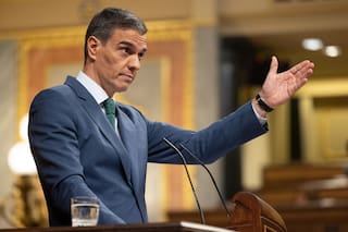 Pedro Sánchez defiende los trenes españoles tras los accidentes y promete "justicia"