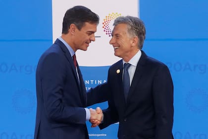 Pedro Sánchez , presidente de España junto a Mauricio Macri