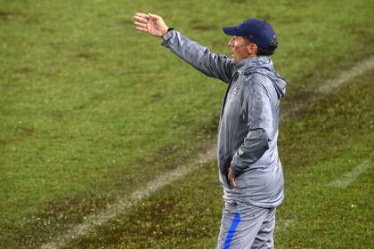 Pedro Troglio, DT de San Lorenzo, preocupado