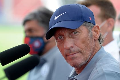 Pedro Troglio fue optimista en su presentación en San Lorenzo; el director técnico cree que el equipo puede estar en los primeros lugares