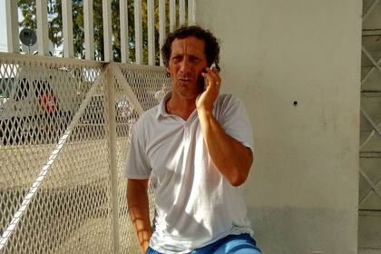 Pedro Troglio pasó a despedirse del plantel en Estancia Chica