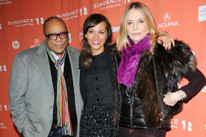 Peggy junto a su exmarido, Quincy Jones, y su hija, la actriz, guionista y cineasta, Rashida Jones
